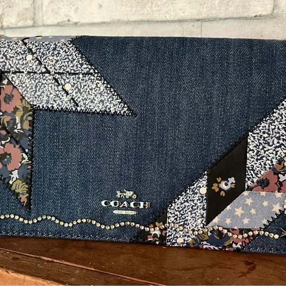 Coach Hayden Foldover Crossbody Clutch With Star Patchwork - Picture 2 of 11